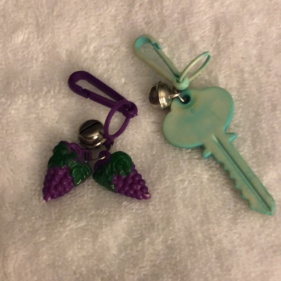 Vintage Bell Clip Charms - Picture 1 of 7